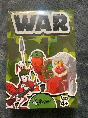 WAR Kids Card Game pest control Green Camouflage
